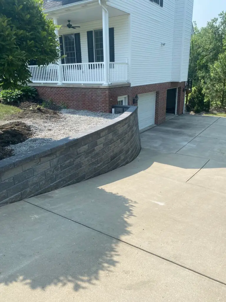 retaining wall design right side view