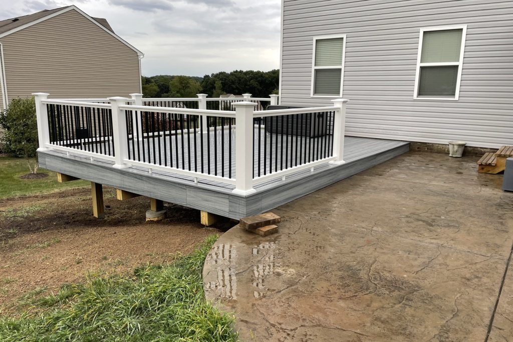 Custom deck construction by Daily Landscaping in Beaver County, PA