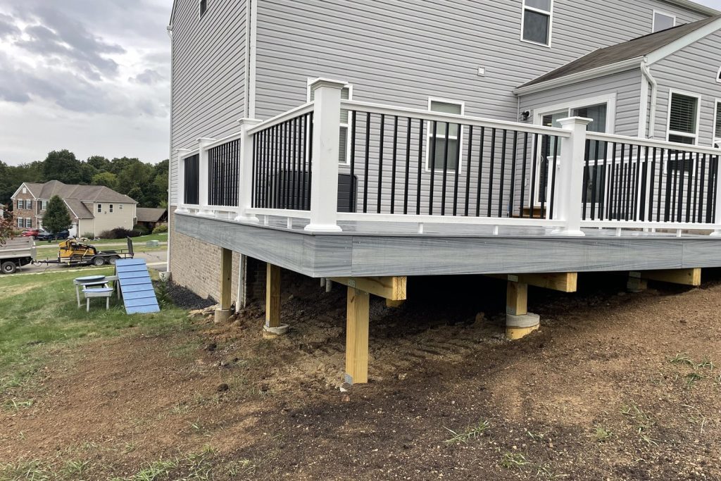 Finished residential deck built by Daily Landscaping in Monaca, Beaver County PA