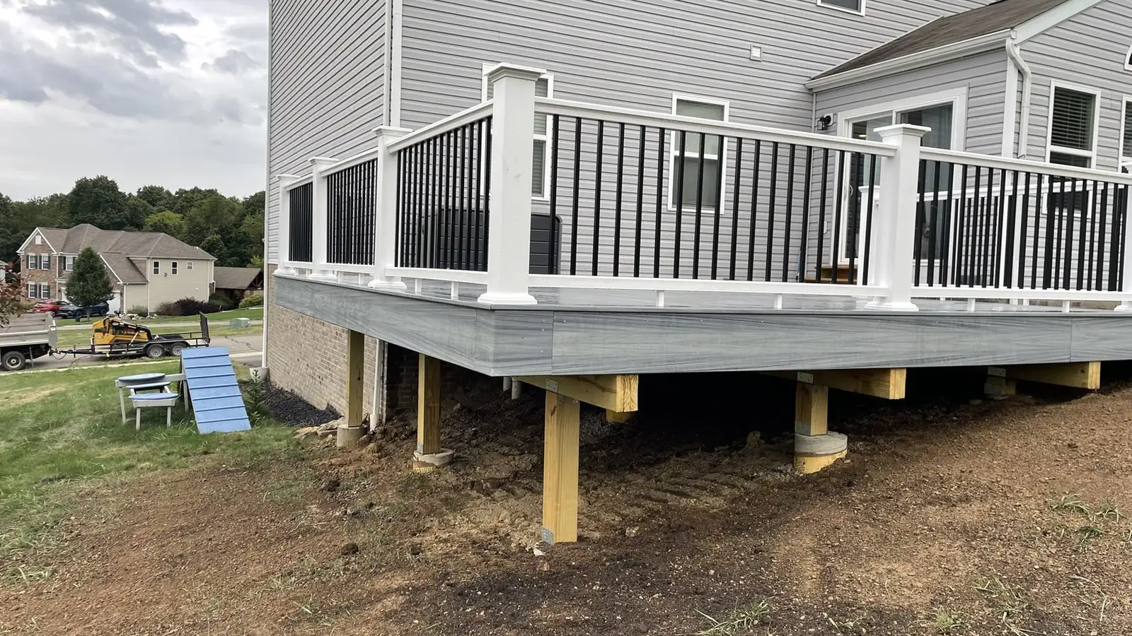 Finished residential deck built by Daily Landscaping in Monaca, Beaver County PA